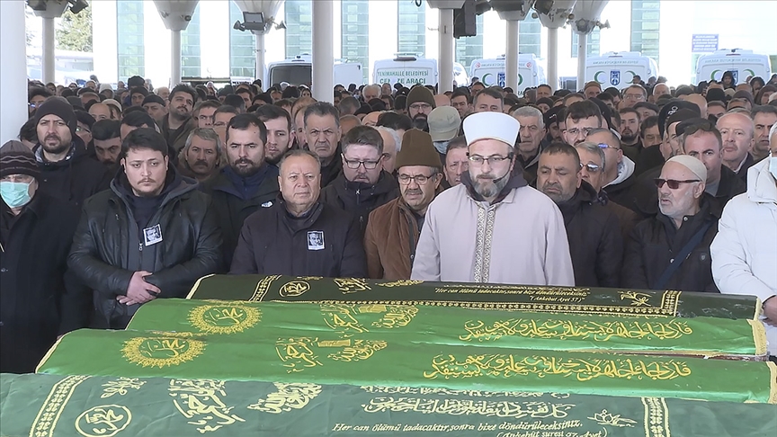 Tiyatro oyuncusu Koray Ergun başkentte son yolculuğuna uğurlandı